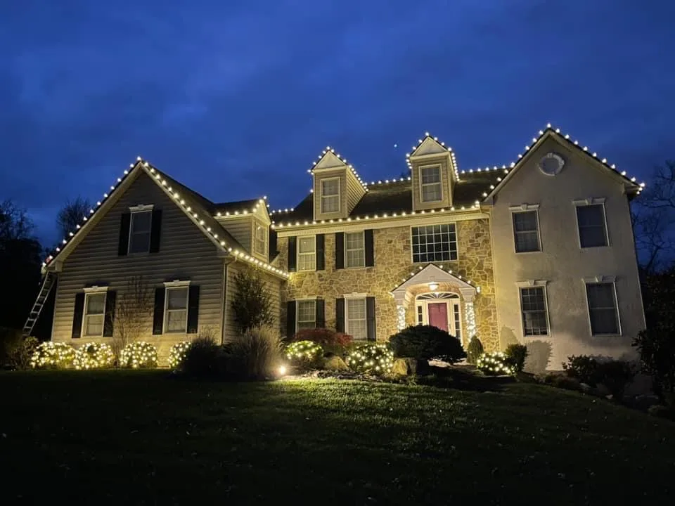 Christmas Light Installation in Sherman Oaks, CA by 626 Christmas