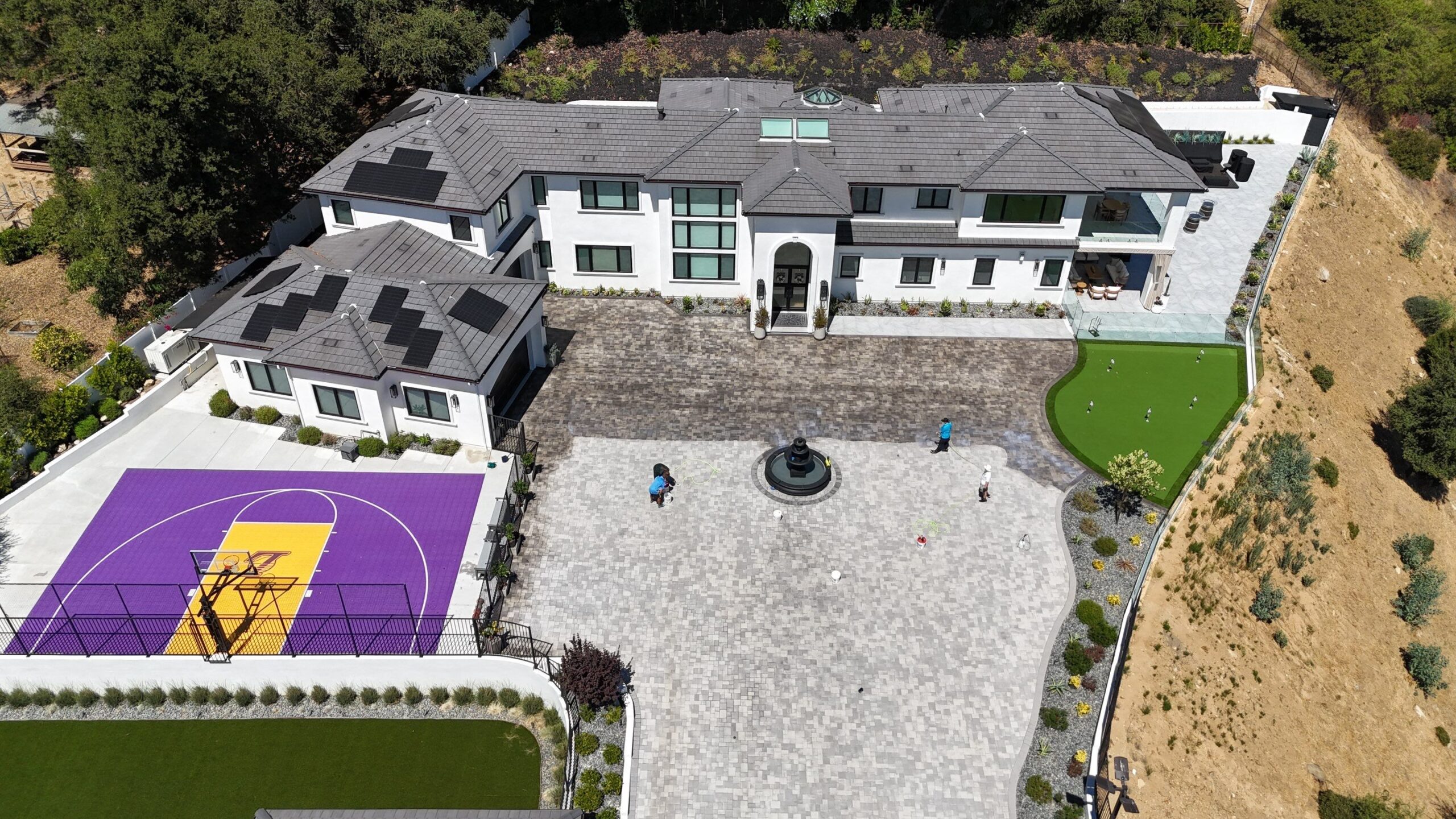 f3d414cc b2c1 4e38 a713 521a050a017e 1 scaled.jpg